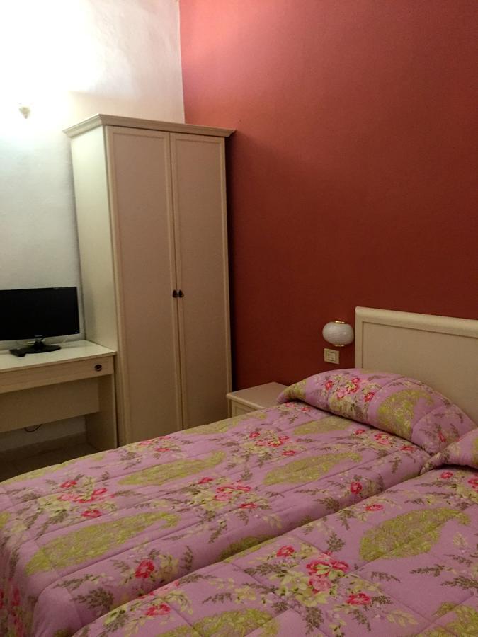 Albergo Ape Elbana Portoferraio Eksteriør billede