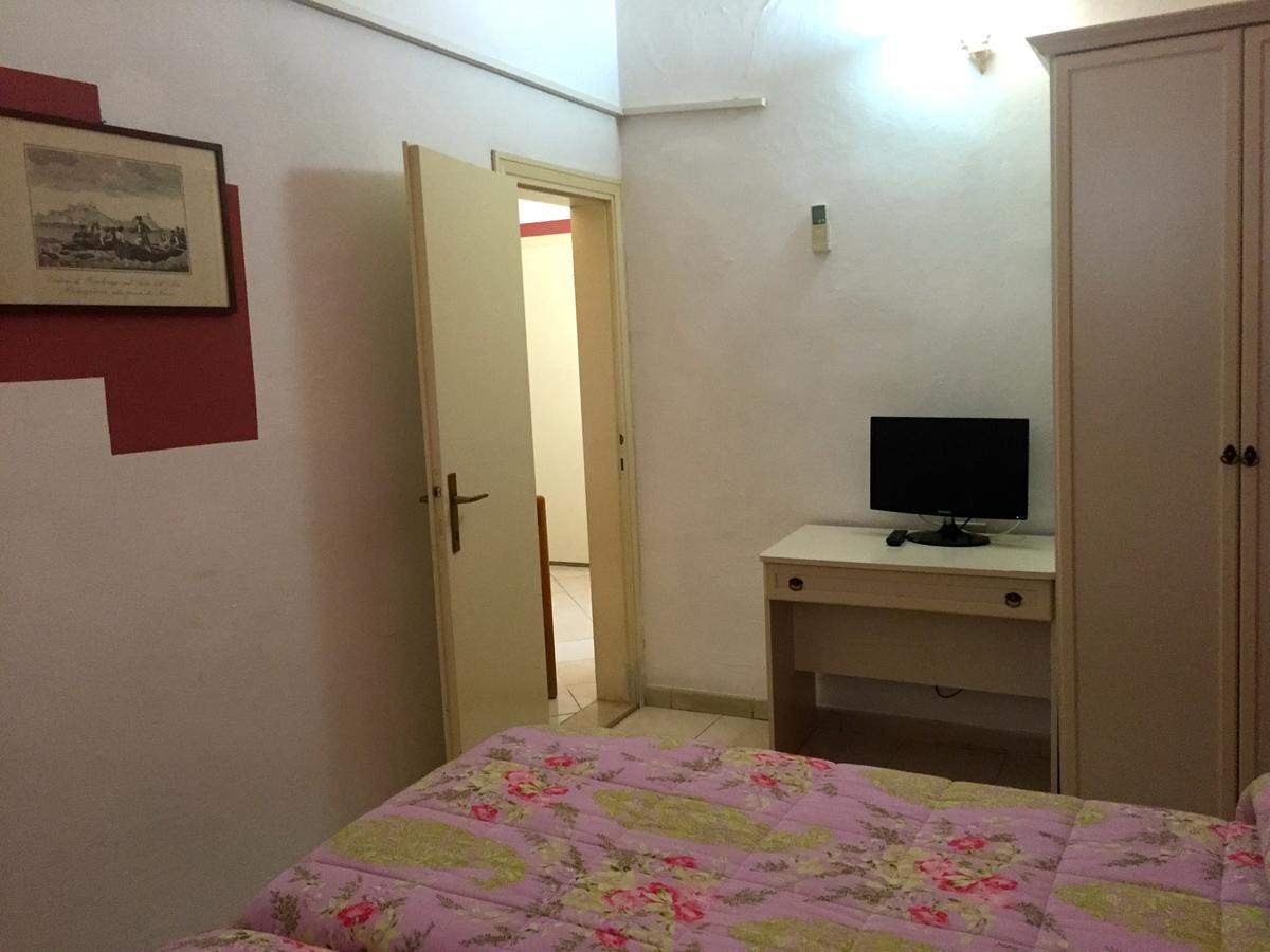 Albergo Ape Elbana Portoferraio Eksteriør billede